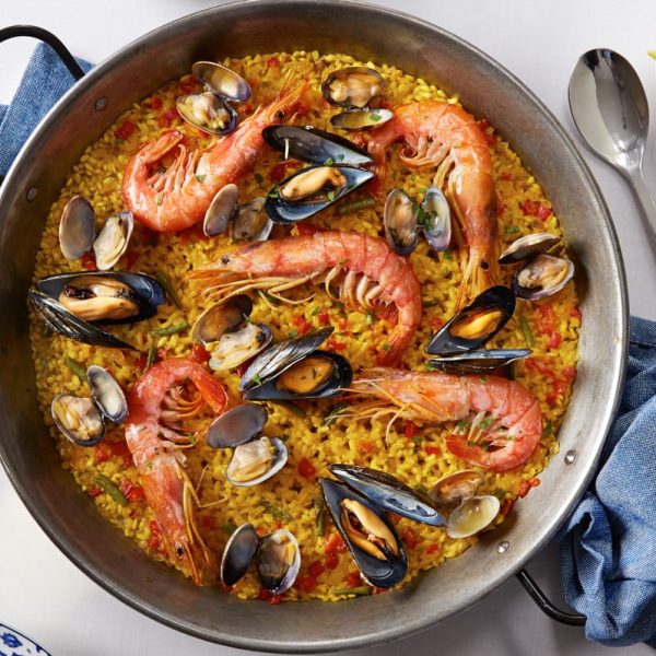 Valencian paella